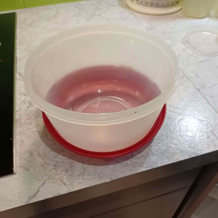 Photo of free 2 litre Tupperware bowl with lid (Summertown OX2) #2