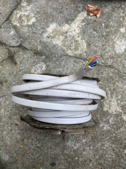 Photo of free 3 Core Electric wire (Hastings TN35) #1