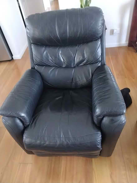 Photo of free 2 Leather reclining chairs (1 Fleet Street salamander bay) #1