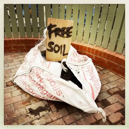 Photo of free good quality soil (Kemptown BN2) #1