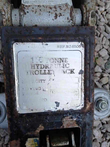 Photo of free Hydraulic Trolley Jack (Ashprington TQ9) #3