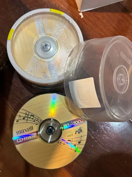 Photo of free Maxell CD-R 80 Minutes (700MB) (Davis Square, Somerville) #1