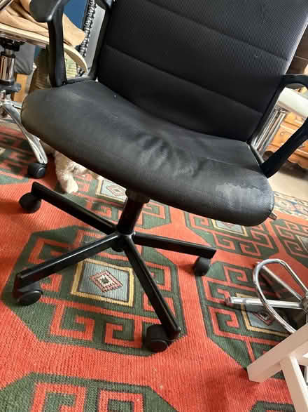 Photo of free Swivel work chair (Isleworth TW7) #4