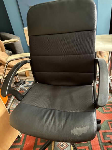 Photo of free Swivel work chair (Isleworth TW7) #3