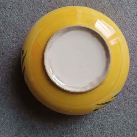 Photo of free yellow salad bowl 20cm wide + matching spoon rest (Summertown OX2) #1