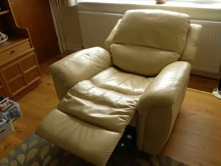 Photo of free La Z Boy electric recliner armchair, beige leather (Waverton CH3) #2