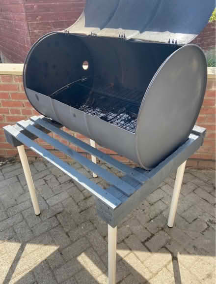 Photo of free Oil drum bbq (Ml7 Harthill) #2