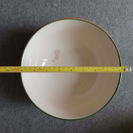 Photo of free yellow salad bowl 20cm wide + matching spoon rest (Summertown OX2) #2