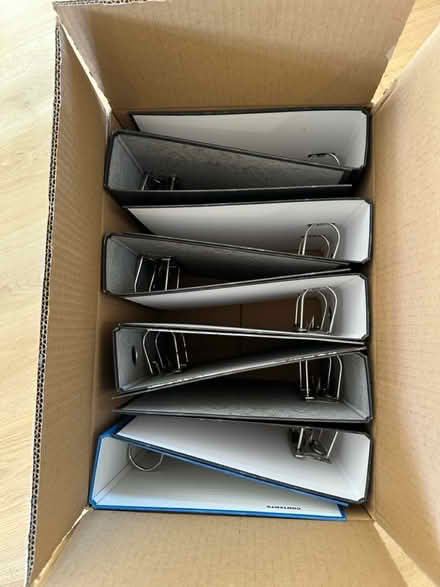 Photo of free A4 lever arch files - box of 9 (Wells. BA5) #1