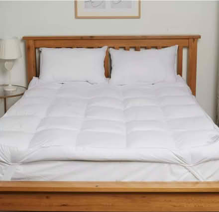 Photo of free Double mattress topper (Long ditton) #1