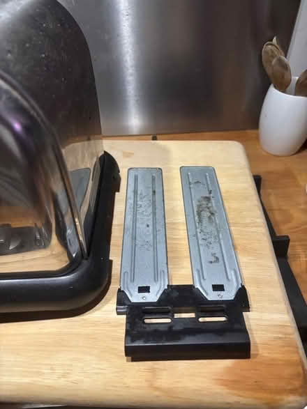 Photo of free Toaster in good working order (Lemsford AL8) #3