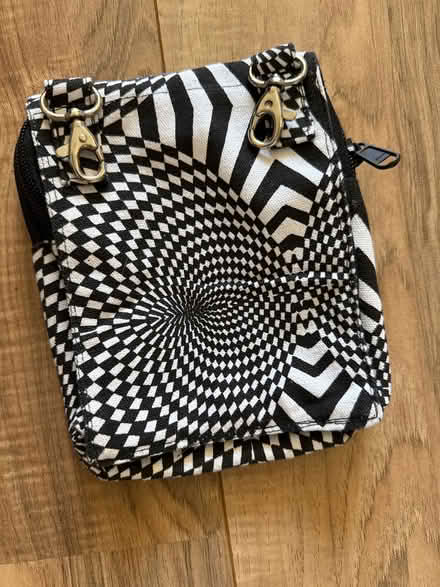 Photo of free Mini pouch/bag/purse (West Granton EH5) #2