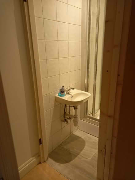 Photo of free sink (Maidstone) #1