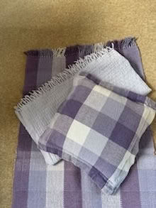 Photo of free Rug, cushion and throw (Wokingham RG40) #1