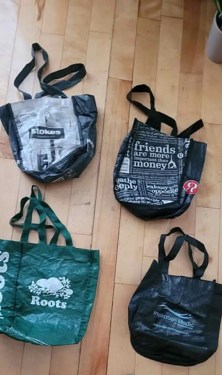Photo of free 4 reusable lunch bags (Westboro) #1