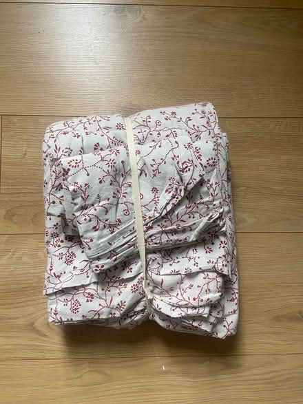 Photo of free Double Duvet cover + 2 pillowcases (SW8) #1