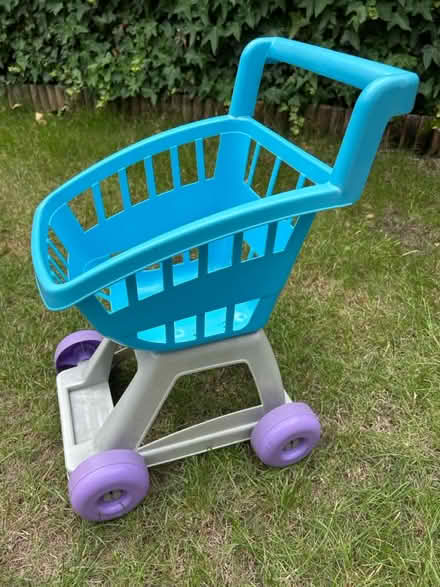 Photo of free Toddler plastic play trolley (Cheshunt EN7) #2