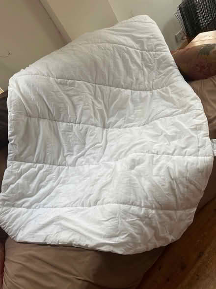 Photo of free Single duvet 10.5tog (Hyde Heath HP6) #1