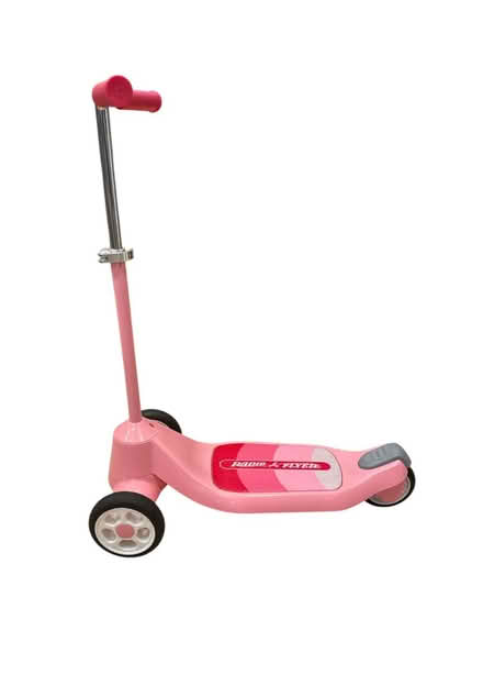 Photo of free Radio Flyer Kids Scooter (Brooklyn Storage) #1