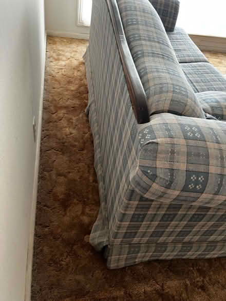 Photo of free Early American sofa (Moorpark & Bascom) #2