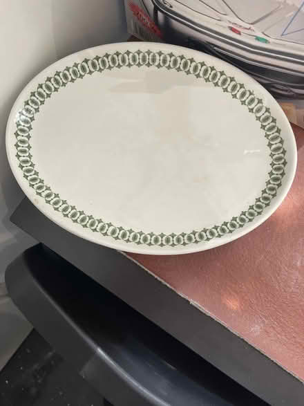 Photo of free 7 Oval dinner plates. (Bethnal Green E2) #1