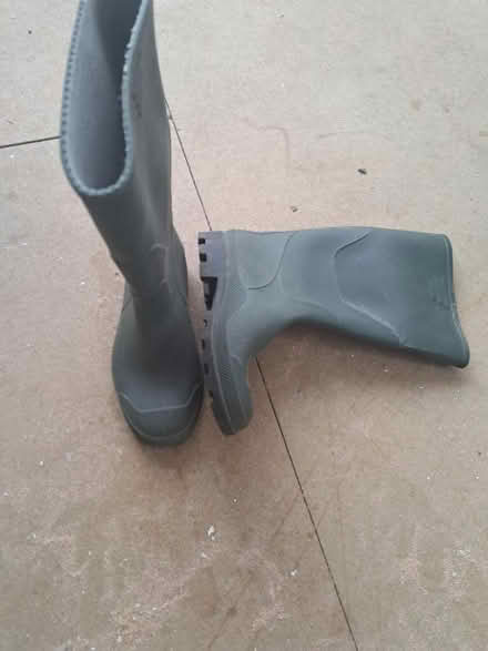 Photo of free Green wellingtons (Montpelier BS6) #2