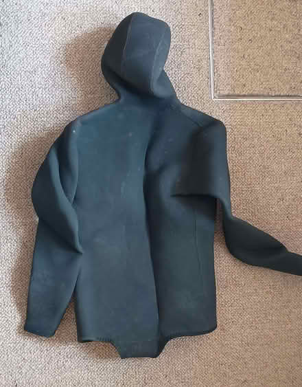 Photo of free Diving Wet Suit (2 pieces) (Whatstandwell DE4) #3