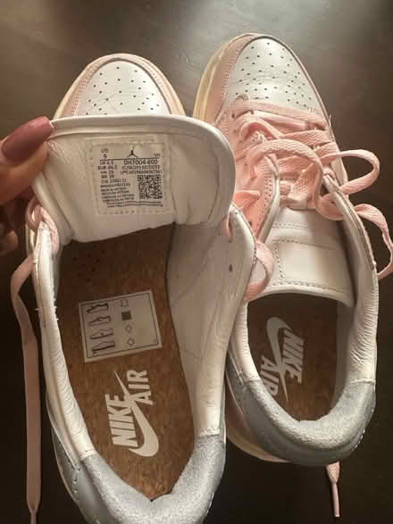 Photo of free Nike trainers (Kelman Close, Cheshunt EN8) #3