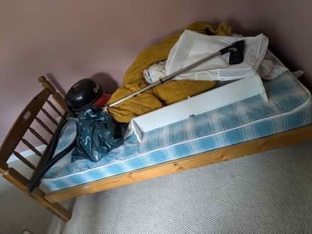 Photo of free Single bed and mattress (BA4 5jb) #1