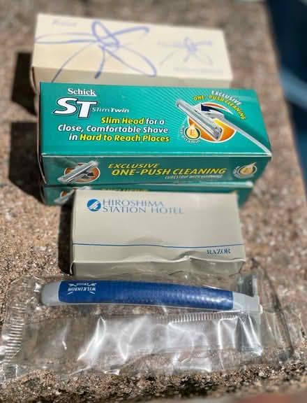 Photo of free Old fashioned razor & toiletries (Weymouth Landing) #2