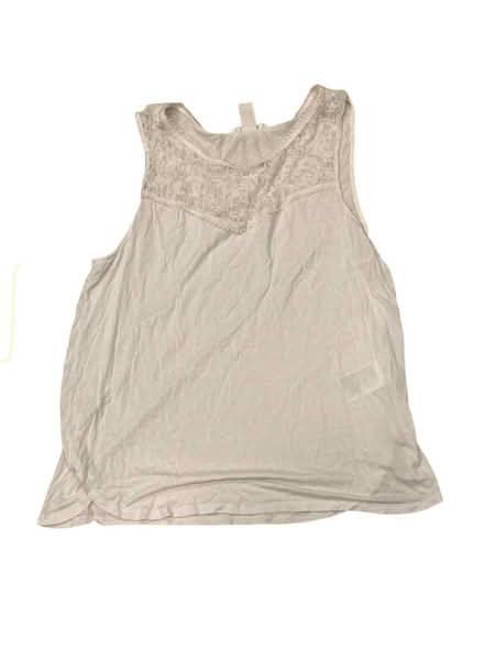 Photo of free H&M Woman’s Top White (Brooklyn Storage) #1