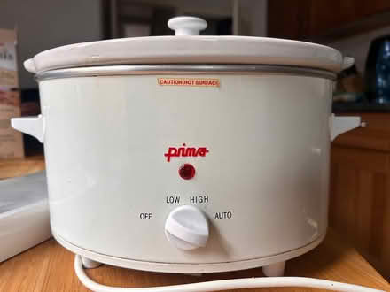 Photo of free Slow cooker (Chester CH2) #1