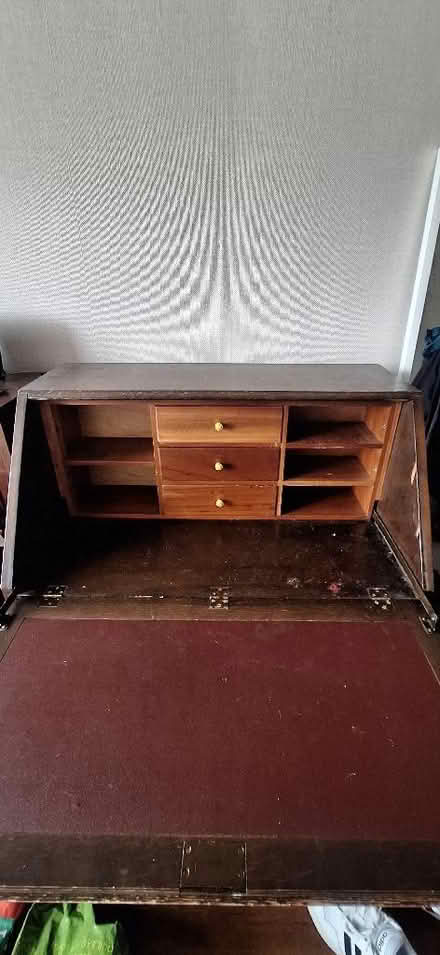 Photo of free 1940s bureau (Great Missenden HP16) #2