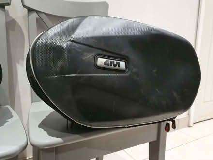 Photo of free Givi Motorcycle Soft Shell Panniers (Canklow S60) #3