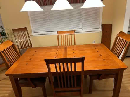 Photo of free Dining room (Holmdel NJ) #1