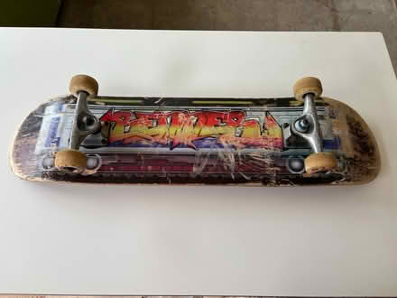 Photo of free Renner Skateboard (RG31 6RL) #1