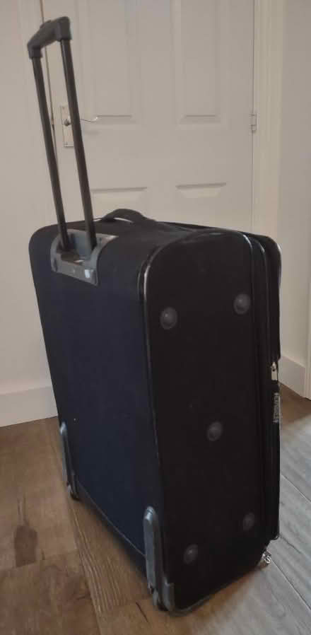 Photo of free Samsonite suitcase (Stepps G33) #2