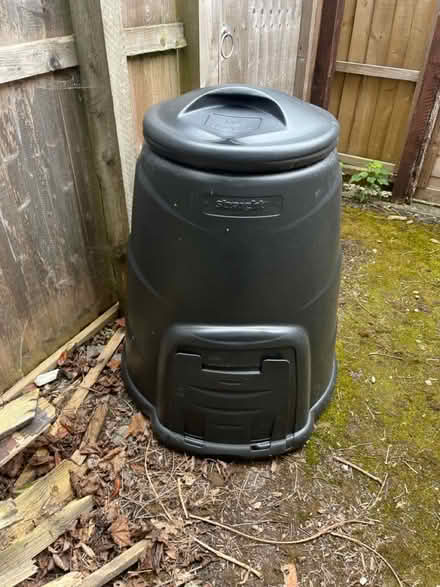 Photo of free Compost bin large (PR5 Bamber bridge) #1