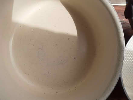Photo of free Ceramic pans (TW3 Hounslow) #2