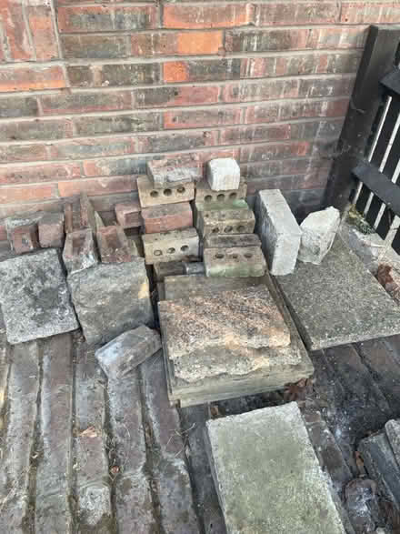 Photo of free Slabs and bricks (Finsbury park) #1