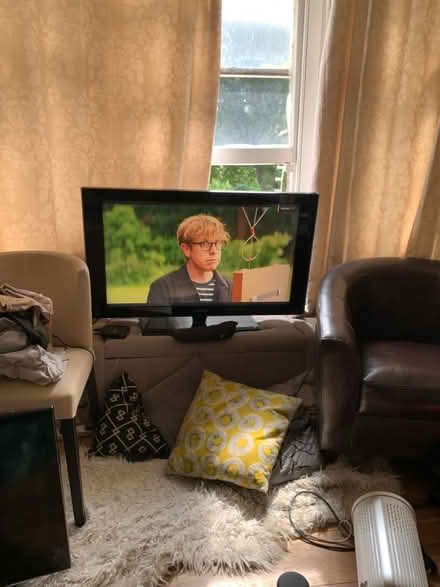 Photo of free Samsung LE40A556P1F,40”LED TV (NW10) #3