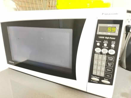 Photo of free To Gift- Panasonic Microwave (1316 carling Avenue) #2