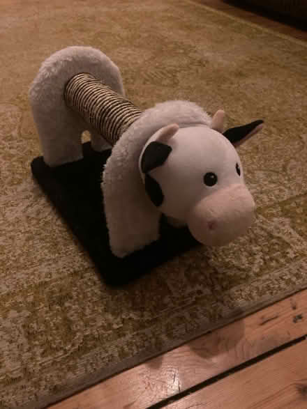 Photo of free Cat scratch post (Chippenham SN15) #2