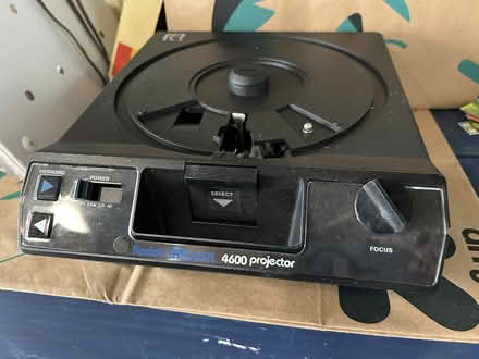 Photo of free Kodak Carousel 4600 slide projector (Columbia Heights (Monroe St)) #1