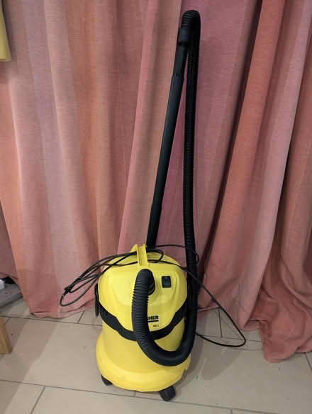 Photo of free Karcher vacuum cleaner (Camden) #2