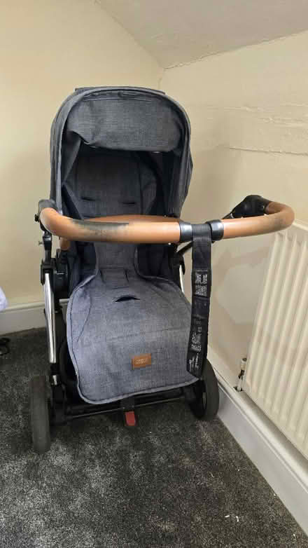 Photo of free Pram - stroller (HX1) #4