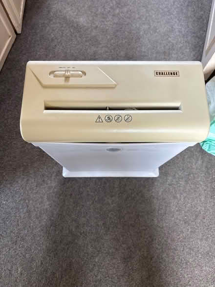 Photo of free paper shredder (LS17 moortown) #2