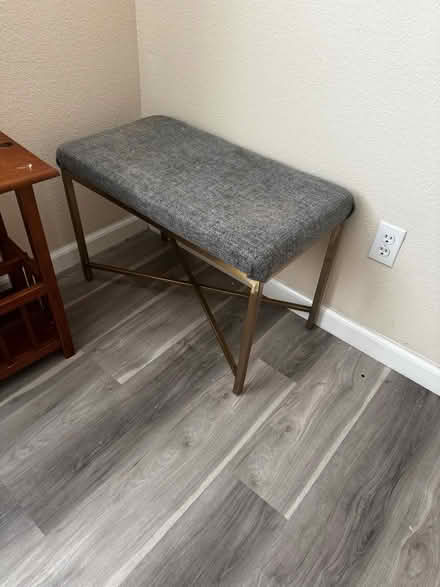 Photo of free Bench (Modesto by the mall) #1