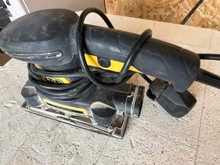Photo of free Electric sander (Winterbourne BS36) #1