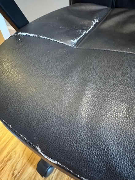 Photo of free Desk chair (Columbia Heights) #2
